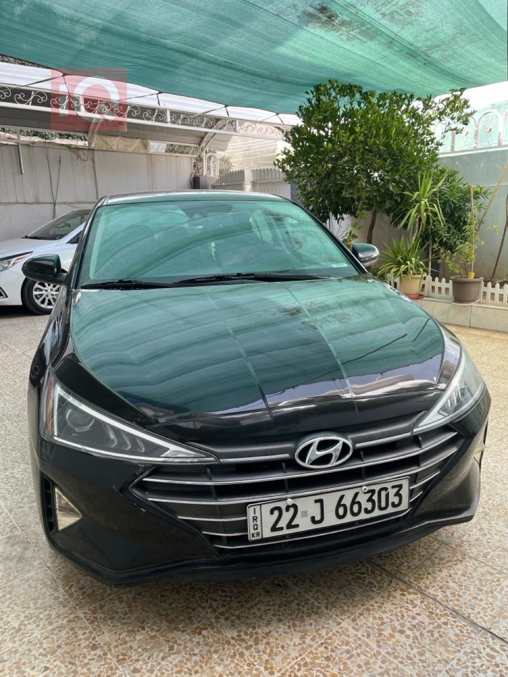 هیوندای ئەلەنترا